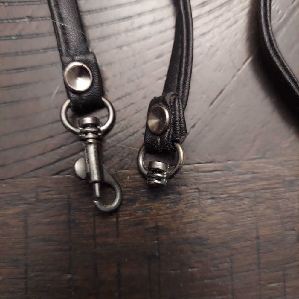 GARNET HILL Leather Fold Over Arm/Crossbody Bag - Picture 12 of 15
